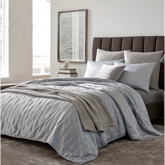 Kenneth Cole New York Kagan Full/Queen Quilt - Picture 7 of 7